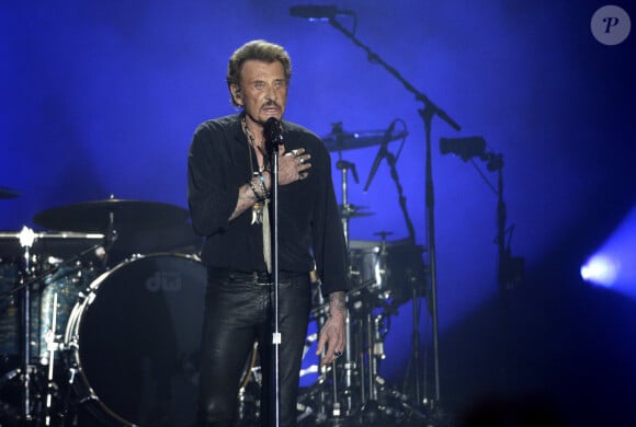 Exclusif - Johnny Hallyday en concert au Vélodrome à Arcachon, où 8500 personnes sont venues l'acclamer. Le 19 juillet 2016 © Patrick Bernard-Thibaud Moritz / Bestimage 