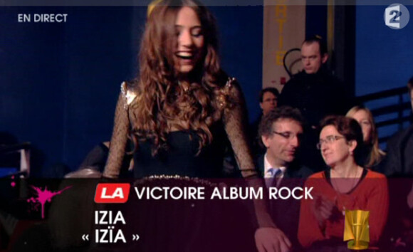 La chanteuse Izia, fille du talentueux Jacques Higelin, remporte le trophée de l'Album rock.
