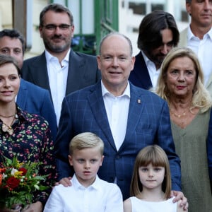 La princesse Charlene de Monaco, Le prince Albert II de Monaco, La princesse Gabriella de Monaco, comtesse de Carladès, Le prince Jacques de Monaco, marquis des Baux et Dimitri Rassam lors du traditionnel pique-nique "U Cavagnëtu" au parc Princesse Antoinette à Monaco le 9 septembre 2023. © Claudia Albuquerque / Bestimage 