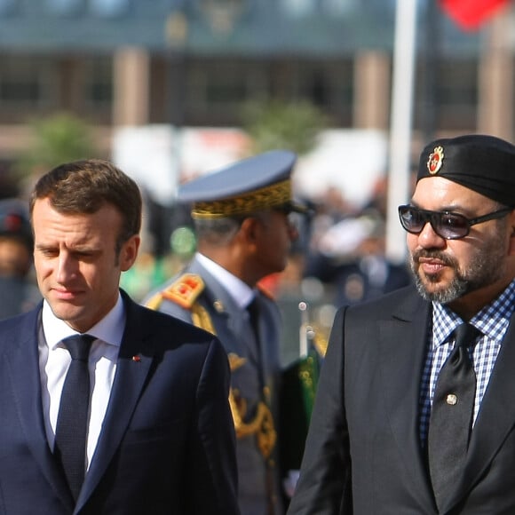 Le président de la République française Emmanuel Macron et le roi Mohammed VI du Maroc arrivent pour l'inauguration de la ligne à grande vitesse Tanger-Casablanca à la gare de Tanger-Ville à Tanger, Maroc, le 15 novembre 2018. © Marwane Sobai/Bestimage 