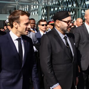 Le président de la République française Emmanuel Macron et le roi Mohammed VI du Maroc arrivent pour l'inauguration de la ligne à grande vitesse Tanger-Casablanca à la gare de Tanger-Ville à Tanger, Maroc, le 15 novembre 2018. © Marwane Sobai/Bestimage 