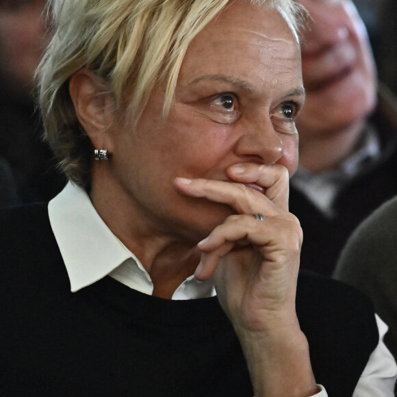 Muriel Robin - Les célébrités rendent un dernier hommage au comédien Roger Louret en la salle du Magre à Monclar le 30 janvier 2023. © Thierry Breton / Panoramic / Bestimage