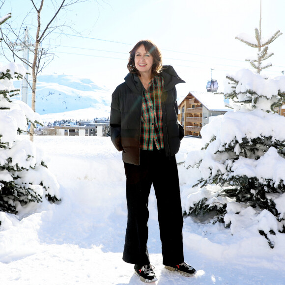 Valérie Bonneton au photocall du film "Juste Ciel" lors de la 26ème édition du festival international de comédie de l'Alpe d'Huez, à Huez, France, le 19 janvier 2023. © Dominique Jacovides/Bestimage 