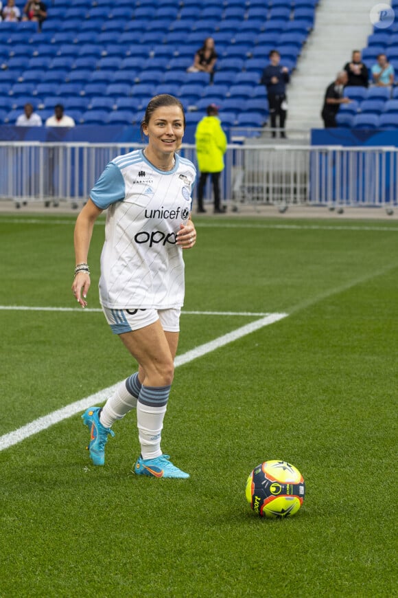 Laure Boulleau lors du match de football caritatif "Le match des héros UNICEF" entre l'OL Légendes et la team Unicef en faveur de l'association Aide Médicale & Caritative France-Ukraine (AMC France-Ukraine) au Groupama Stadium à Lyon, France, le 10 mai 2022.