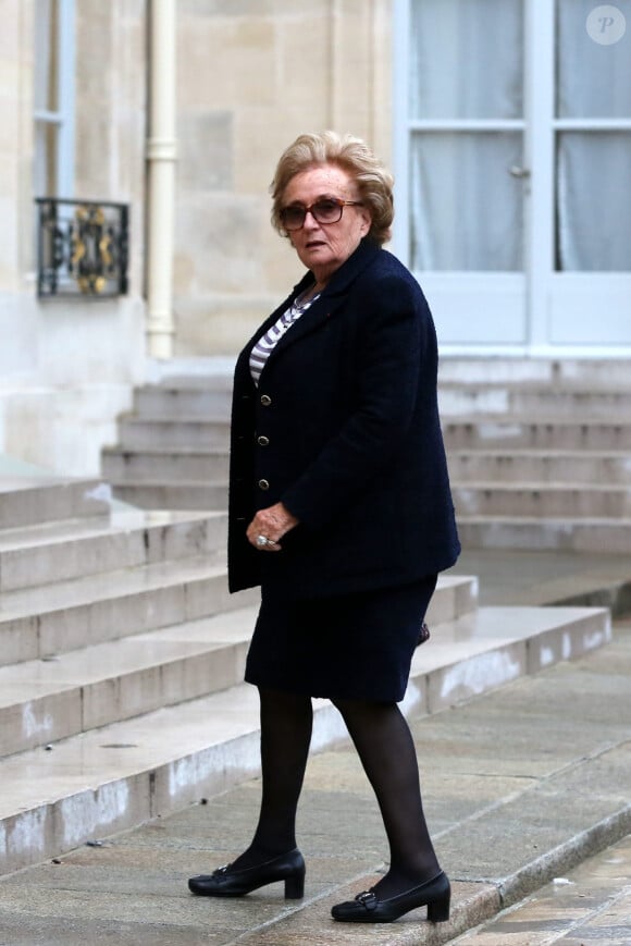 Bernadette Chirac - Remise de decorations au Palais de l'Elysee par le President de la Republique, Francois Hollande a Paris le 9 octobre 2013.