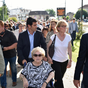 Inauguration de la rue Jacques et Bernadette Chirac, par la femme de l'ancien président de la République, Bernadette Chirac (en fauteuil roulant) et sa fille Claude, à Brive-la-Gaillarde. Le 8 juin 2018 