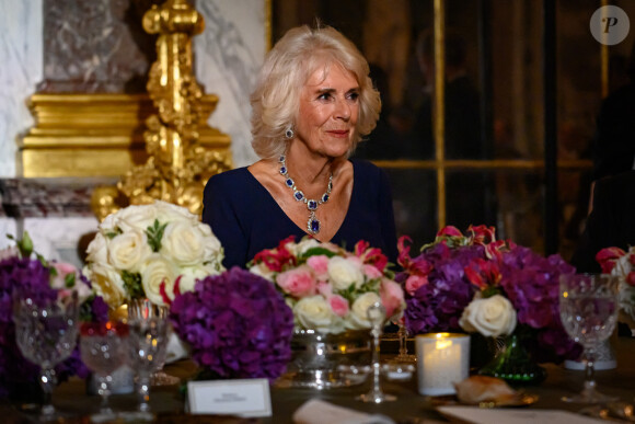 Lors de son jubilé d'or en 2002
Camilla Parker Bowles, reine consort d'Angleterre - Toast et discours lors du dîner d'Etat au château de Versailles en l'honneur de la visite officielle du roi et de la reine d'Angleterre en France le 20 septembre 2023. © Eric Tschaen / Pool / Bestimage 