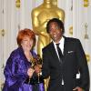 Elinor Burkett  et Roger Ross Williams, lauréat pour le court-métrage documentaire Music by Prudence dans la ''press room'' des Oscars le 7 mars 2010