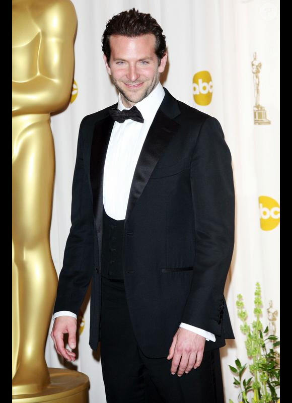 Bradley Cooper dans la ''press room'' des Oscars le 7 mars 2010