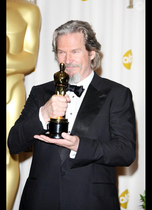 Jeff Bridges, prix du meilleur acteur pour Crazy Heart, dans la ''press room'' des Oscars le 7 mars 2010