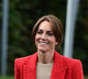 Pour visiter un centre spécialisé dans l'éducation et le bien-être des enfants,
Catherine (Kate) Middleton, princesse de Galles se rend au centre éducatif Orchards de Milton Regis à Sittingbourne le 27 septembre 2023. 