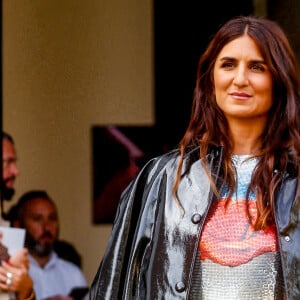 Géraldine Nakache - Arrivées au défilé Paco Rabanne prêt à porter femme Printemps/Été 2024 lors de la Fashion Week de Paris (PFW), au Palais de Tokyo, à Paris, France, le 28 septembre 2023. © Christophe Clovis/Bestimage 