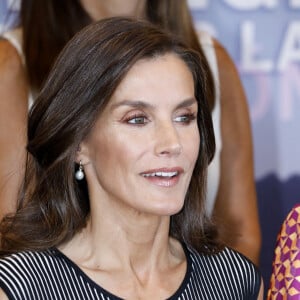 La reine Letizia d'Espagne assiste à l'ouverture du 2ème "Congrès international sur la traite des êtres humains, stratégies pour éliminer l'exploitation sexuelle" à Malaga, le 28 septembre 2023. 