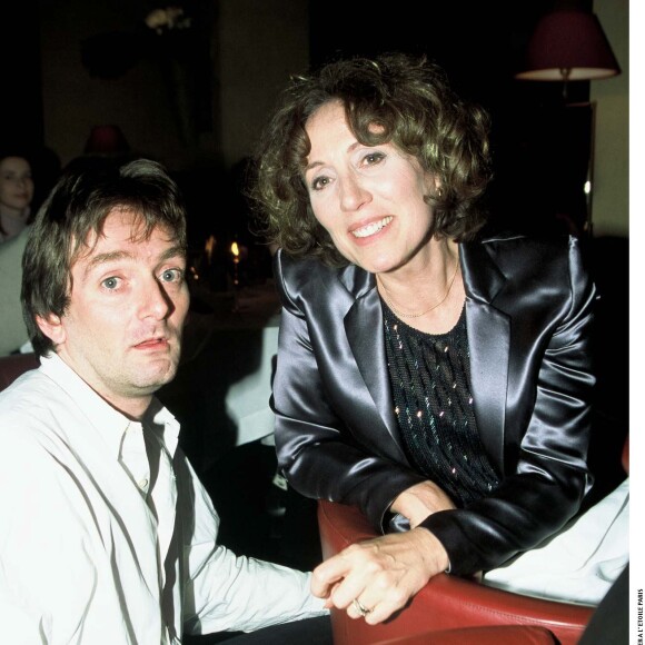 "Je pense qu'il a besoin qu'on le laisse tranquille, et pas qu'on le mette en lumière."
Mireille Dumas et Pierre Palmade - Dîner à l'Etoile de Paris.