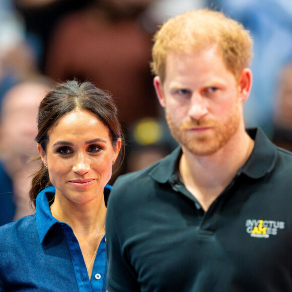 C'est toutefois un autre couple royal que les Sussex sont allés voir au Portugal.
Le prince Harry, duc de Sussex et Meghan Markle, duchesse de Sussex aux Invictus Games 2023 à Dusseldorf le 15 septembre