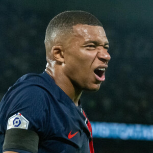 Le joueur s'est rendu avec certains coéquipiers du PSG au Zénith de Paris le samedi 30 septembre 2023
Kylian Mbappe (Paris SG) lors du match de football Ligue 1 Uber Eats opposant le Paris Saint-Germain (PSG) à l'OGC Nice au Parc des Princes à Paris, France, le 15 septembre 2023. Nice a gagné 3-2. © JBaptiste Autissier/Panoramic/Bestimage 