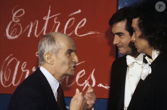 Archives - En France, à Paris, Louis de Funès, Jean-Claude Brialy, Michel Sardou le 29 décembre 1978.