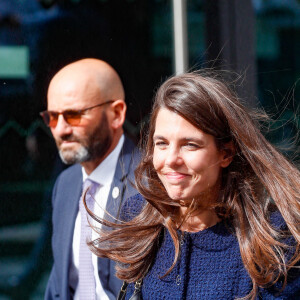 Charlotte Casiraghi à la sortie du défilé de mode prêt-à-porter Chanel Printemps/été 2024 lors de la Fashion Week de Paris (PFW), au Grand Palais Éphémère Place Joffre, à Paris, France, le 3 octobre 2023. © Christophe Clovis/Bestimage 