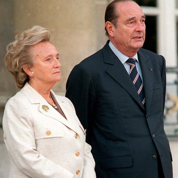 Elle est discrète ces dernières années, d'autant plus depuis la mort de son époux Jacques Chirac.
Bernadette et Jacques Chirac à l'Elysée pour la venue du Duc du Luxembourg.