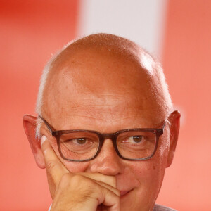 L'ancien Premier Ministre Edouard Philippe - Débat entre F. Roussel et E. Philippe à la fête de l'humanité 2023 Jour 3 à la base aérienne 217 de Brétigny au Plessis-Pâte, France, le 17 septembre 2023. © Christophe Clovis / Bestimage