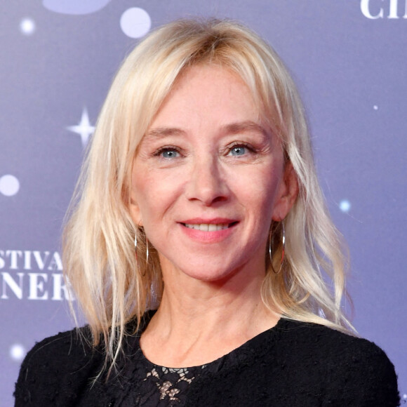 Il a retrouvé, sur le tapis rouge du Pathé Gare du Sud de Nice, de nombreuses consoeurs et confrères le jeudi 5 octobre 2023.
Sylvie Testud - 5e édition du Festival CinéRoman au cinéma Pathé Gare du Sud à Nice, le 5 octobre 2023. © Bruno Bebert/Bestimage