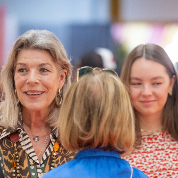 La Princesse Caroline de Hanovre et sa fille la princesse Alexandra de Hanovre assistent au 54ème Concours International de Bouquets au Tunnel Riva de Monaco. Cette année, le thème du concours est "La Fête du Cirque", un hommage au Prince Rainier III de Monaco en cette année de célébration du centenaire de sa naissance. Le 7 octobre 2023 à Monaco. © Olivier Huitel/Pool Monaco/Bestimage 