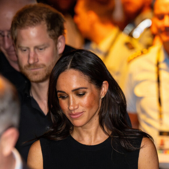 Le prince Harry, duc de Sussex et Meghan Markle, duchesse de Sussex, participent à une remise de médailles lors des Invictus Games 2023 (Day 4) à Dusseldorf, le 13 septembre 2023. 