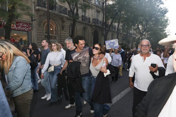 Tomer et Sandra Sisley - Manifestation en soutien à Israël suite aux attentats du Hamas le 9 octobre 2023 - © Jack Tribeca / Bestimage