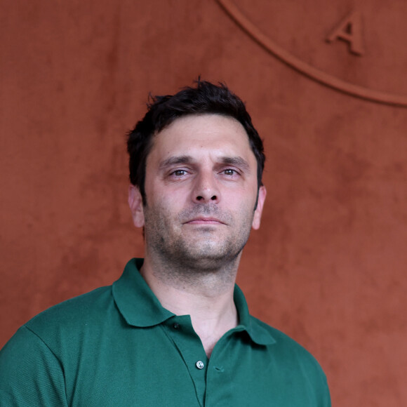 Pio Marmaï au village lors des Internationaux de France de tennis de Roland Garros 2023, à Paris, France, le 11 juin 2023. © Jacovides-Moreau/Bestimage 