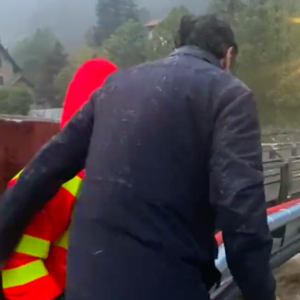 Un pont s'est même effondré 
Christian Estrosi au coeur de la tempête Aline