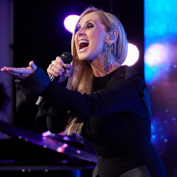 Lara Fabian rejoint le programme, remplaçant Nolwenn Leroy qui le quitte.
Exclusif - Lara Fabian lors de la 11ème édition de la soirée Global Gift Gala à l'hôtel Four Seasons George V à Paris le 30 septembre 2023. © Cyril Moreau / Bestimage