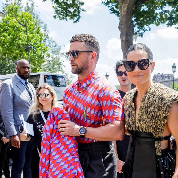 Justin Timberlake et sa femme Jessica Biel - Arrivées au défilé de mode Homme printemps-été 2023 Louis Vuitton dans la cour Carrée du Louvre à Paris, France, le 23 juin 2022. © Veeren-Clovis/Bestimage 