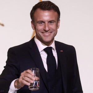 tranquillement dans les rues de Paris.
Le président français, Emmanuel Macron lors de la réception réunissant des éducateurs et des clubs engagés dans l'insertion professionnelle par le sport au palais présidentiel de l'Elysée à Paris, France, le 23 octobre 2023. © Stéphane Lemouton/Bestimage 