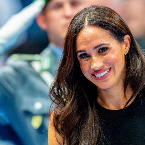 Le prince Harry, duc de Sussex et Meghan Markle, duchesse de Sussex, participent à une remise de médailles lors des Invictus Games 2023 (Day 4) à Dusseldorf, le 13 septembre 2023. 