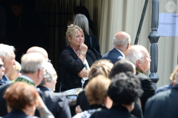 Marina Carrère d'Encausse - Sorties des obsèques de l'académicienne Hélène Carrère d'Encausse en l'église Saint-Germain-des-Près à Paris. Le 11 août 2023