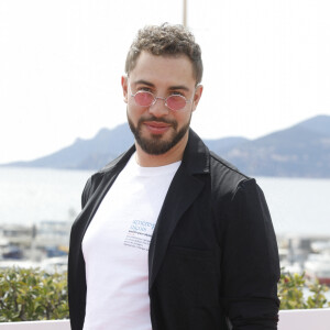 via un message partagé sur X, anciennement Twitter.
Marwan Berreni, Léa François au photocall de la série "Plus belle la vie" lors de la 5ème saison du festival International des Séries "Canneseries" à Cannes, France, le 2 avril 2022. © Denis Guignebourg/Bestimage 