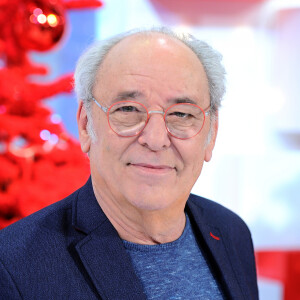 Maxime Le Forestier est revenu sur son malaise survenu lors d'un concert 
Exclusif - Maxime Le Forestier - Enregistrement de l'émission "Vivement Dimanche" présentée par M.Drucker et diffusée sur France 2. © Guillaume Gaffiot / Bestimage 