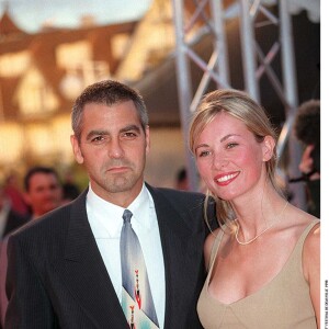 Face à la montée en puissance de la carrière de George Clooney, leur couple n'a pas tenu
Céline Balitran et George Clooney à Deauville en 1998