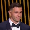 VIDEO Emiliano Martinez hué par le public à la cérémonie du Ballon d'Or : la réaction de Deschamps et Mbappé en dit long...