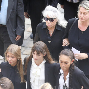 Victor, Alessandro avec sa compagne Meline, Stella, Annabelle, Elodie Constantin et Luana lors de la cérémonie d'hommage national à Jean-Paul Belmondo à l'Hôtel des Invalides à Paris, France, le 9 septembre 2021. © Dominique Jacovides/Bestimage