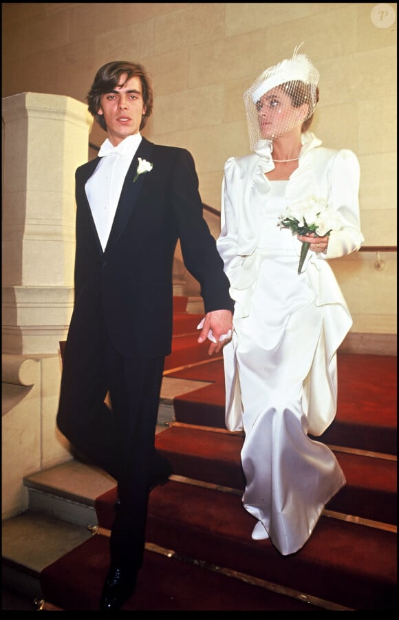 Mariage de Patricia Belmondo, la fille de Jean-Paul et d'Elodie Constantin en 1986