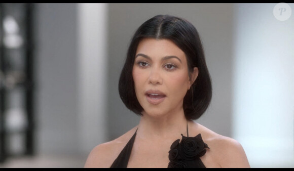 Kourtney Kardashian immortalisée dans un épisode de "The Kardashians". Septembre, 2023. (Backgrid UK/ Bestimage)