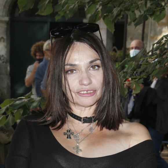 Béatrice Dalle Festival du Film Francophone d'Angoulême édition 2020 . Photocall au jardin de Bardines à Angoulême lundi 31 aout 2020 . © Christophe Aubert via Bestimage 