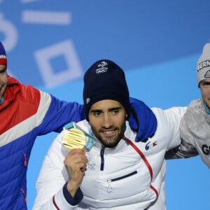 Emil Hegle Svendsen médaillé de bronze, Martin Fourcade médaillé d'or et Simon Schempp médaillé d'argent sur la mass start en biathlon lors la cérémonie des médailles à la 23ème édition des Jeux Olympiques d'hiver à Pyeongchang, Corée du Sud, le 19 février 2018. © Christopher Levy/Zuma Press/Bestimage