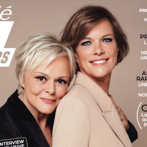 Muriel Robin et Anne Le Nen en couverture de "Télé 7 Jours", programmes du 4 au 10 novembre 2023.