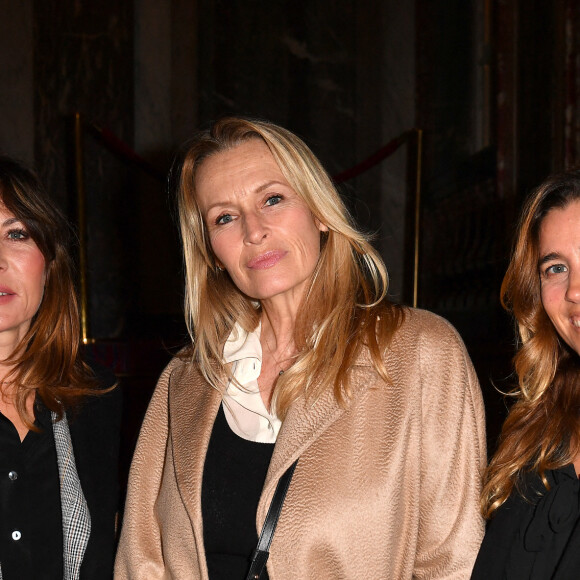 Mathilde Seigner, Estelle Lefébure, Vahina Giocante - Présentation du court-métrage "Tornando A Casa" pour le lancement du nouveau Borsalino à l'ambassade d'Italie à Paris le 21 mars 2023. © Veeren/Bestimage