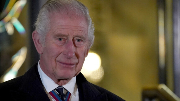 PHOTOS Charles III ému aux larmes : le roi dans une situation très délicate