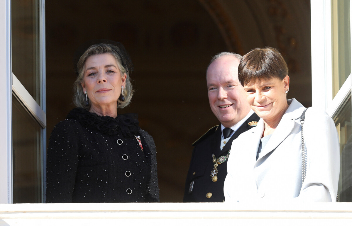 Photo : Dans l'ombre, se trouvaient les soeurs du prince, Stéphanie et