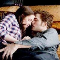 Twilight 3 : Découvrez le premier teaser du troisième volet avec Robert Pattinson et Kristen Stewart !