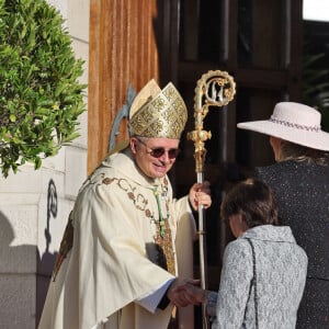 Le prince Albert II et la princesse Charlene de Monaco, la princesse Caroline de Hanovre et la princesse de Stéphanie de Monaco - La famille princière de Monaco à son arrivée en la cathédrale Notre-Dame Immaculée pour la messe solennelle d'action de grâce et un Te Deum, à l'occasion de la Fête Nationale de Monaco. Le 19 novembre 2023 © Dominique Jacovides-Bruno Bebert / Bestimage 